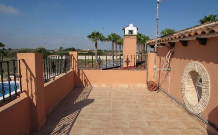 Herverkoop - Finca -
Dolores - Comunidad Valenciana