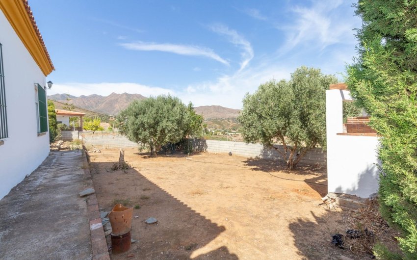 Herverkoop - Finca -
Entrerrios - Inland
