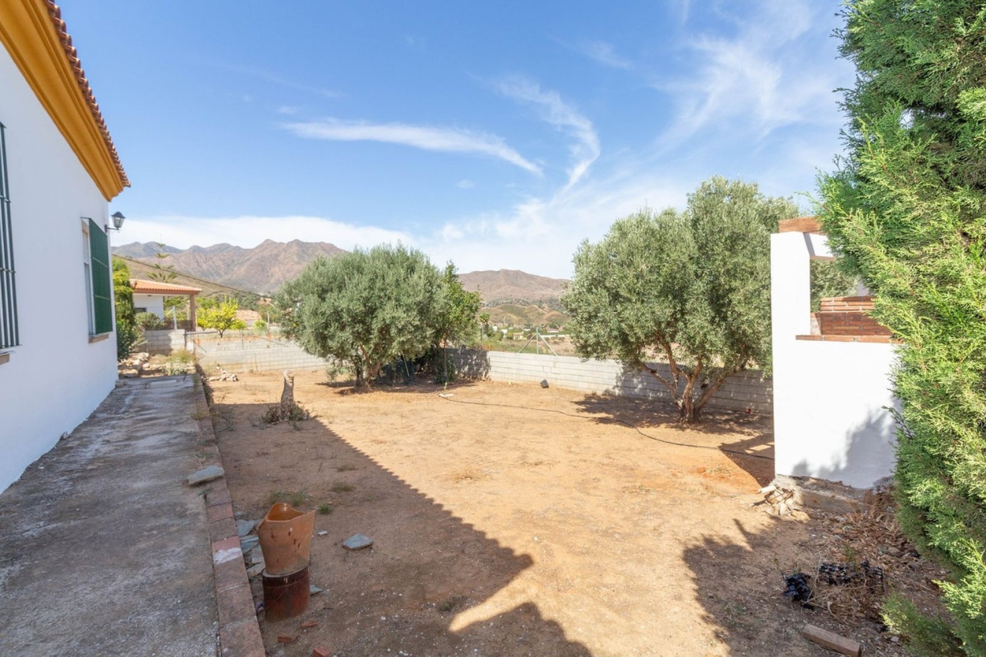 Herverkoop - Finca -
Entrerrios - Inland