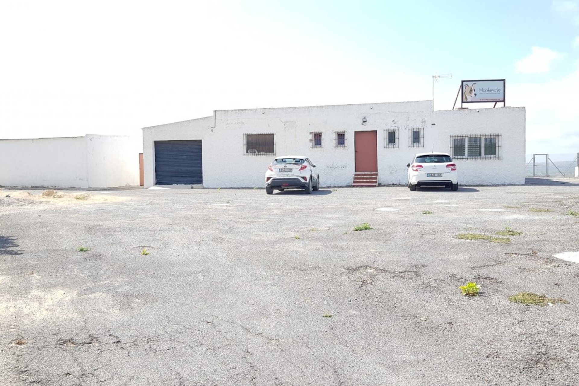 Herverkoop - Finca -
Los Montesinos