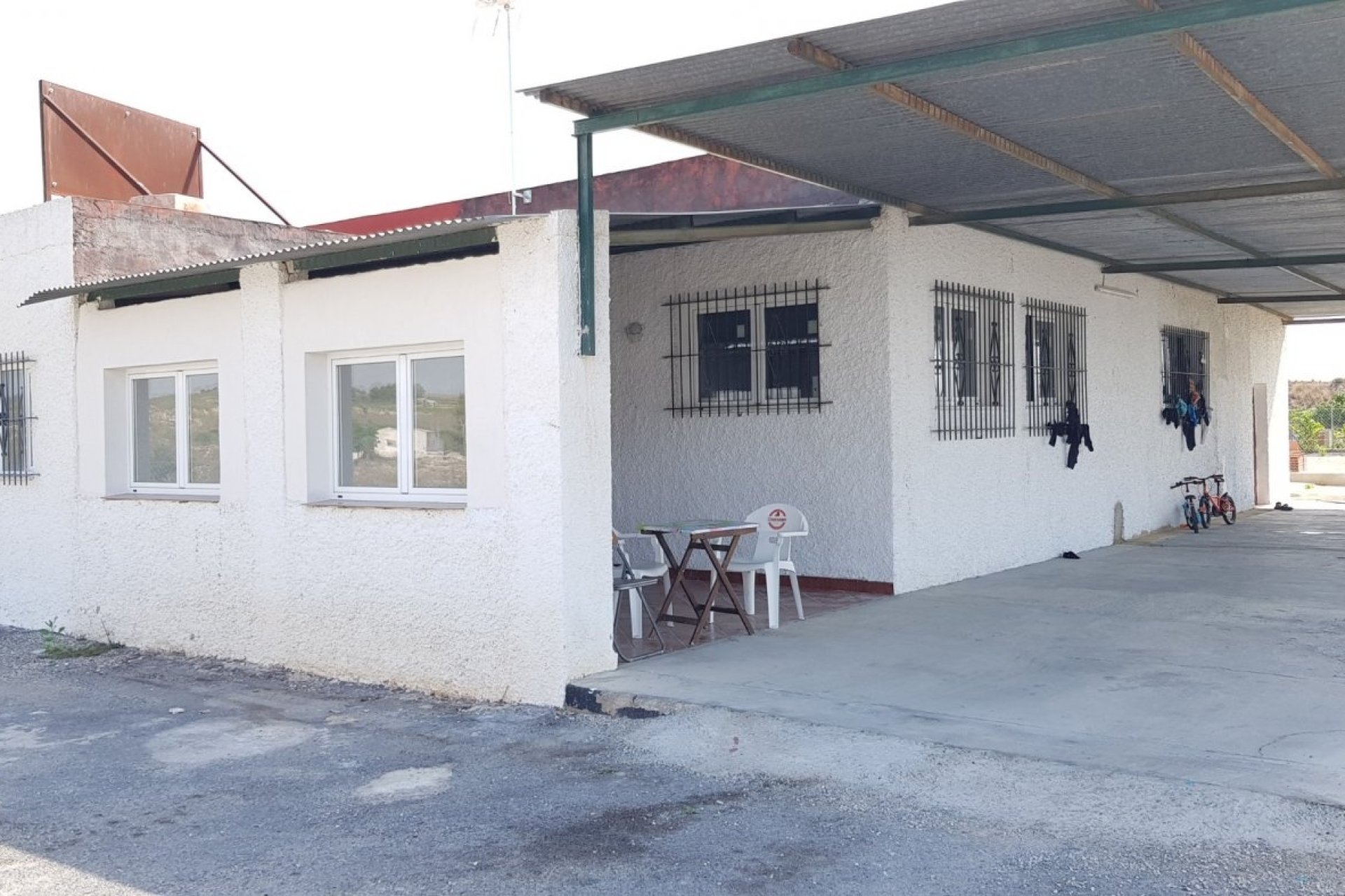 Herverkoop - Finca -
Los Montesinos