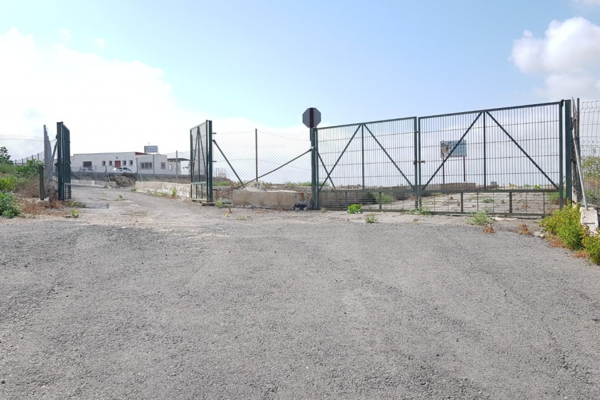 Herverkoop - Finca -
Los Montesinos