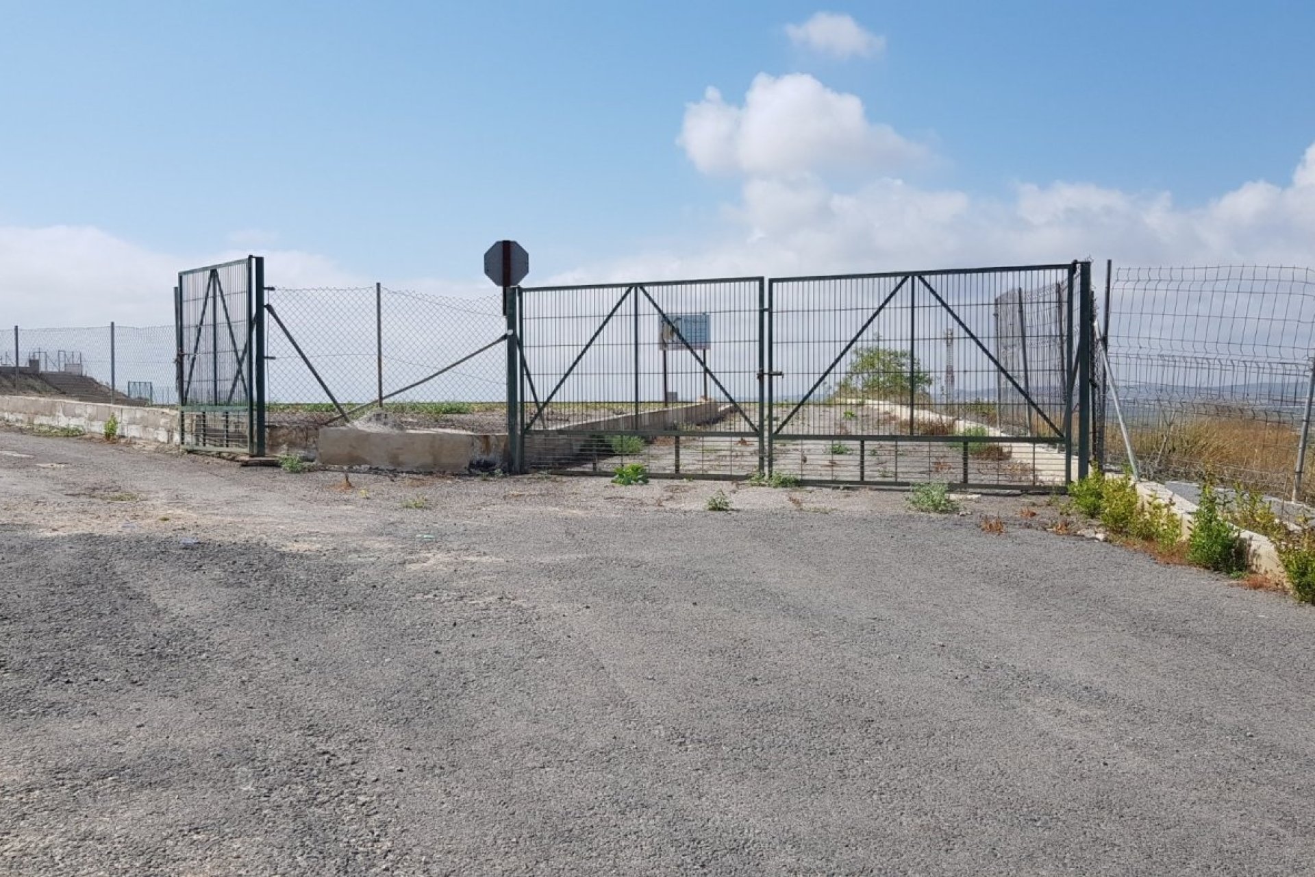 Herverkoop - Finca -
Los Montesinos