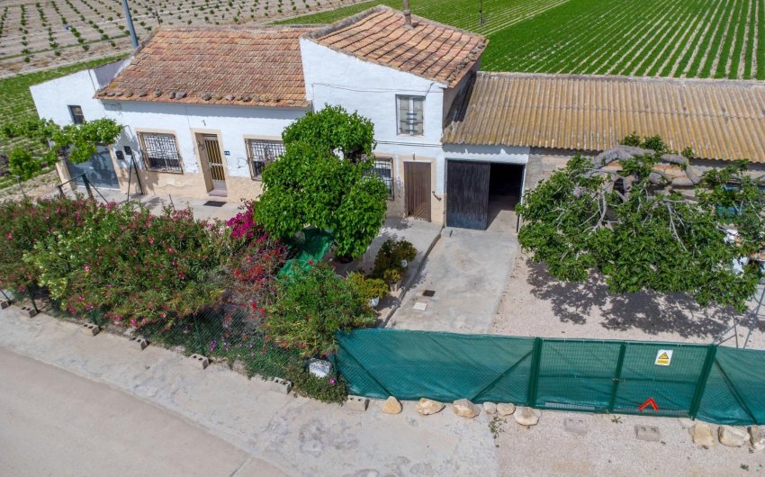 Herverkoop - Finca -
Orihuela - Desamparados-hurchillo-torremendo