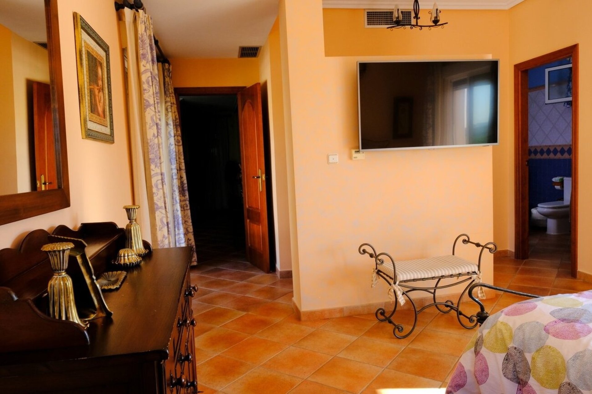 Herverkoop - Finca -
Orihuela - Inland