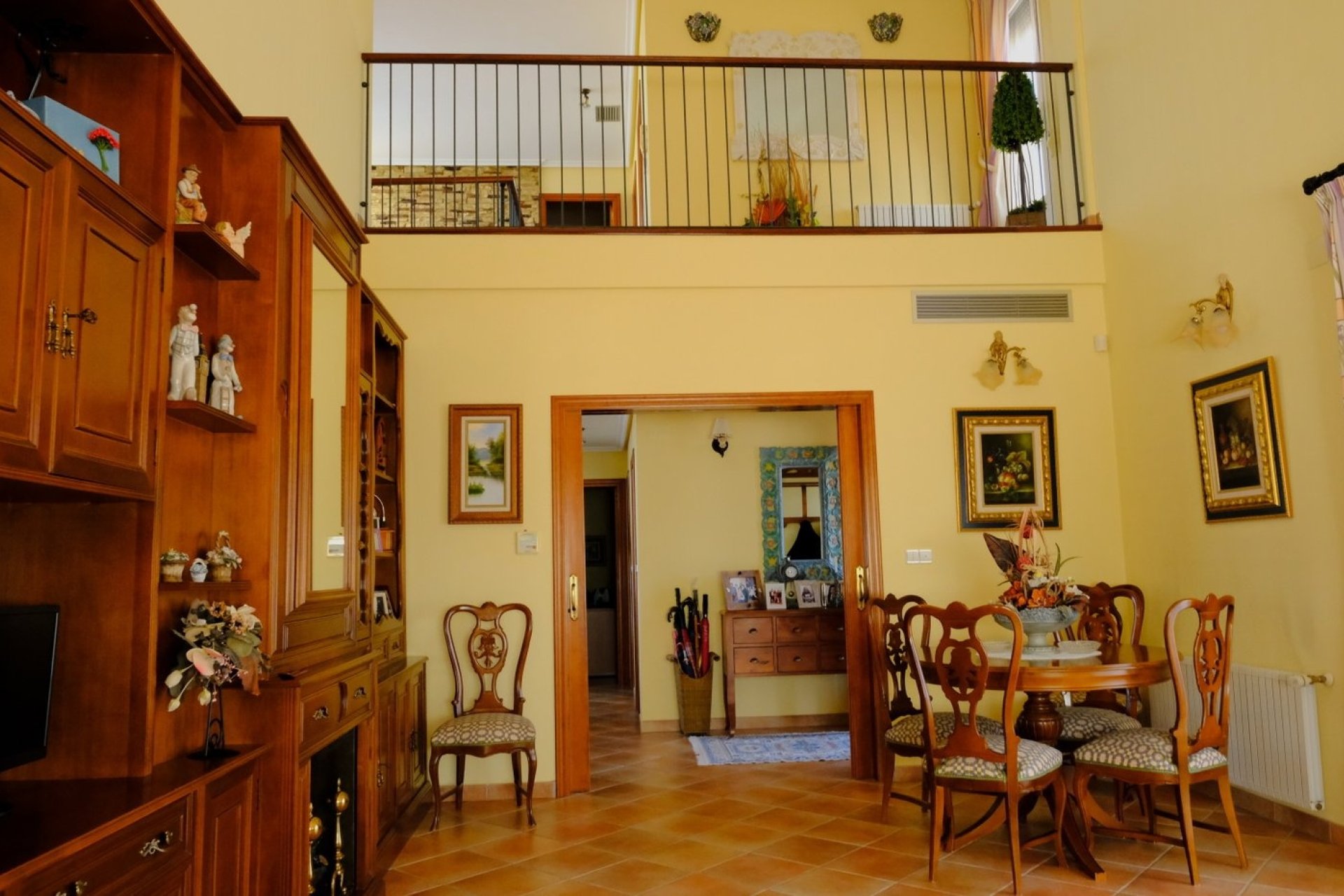 Herverkoop - Finca -
Orihuela - Inland