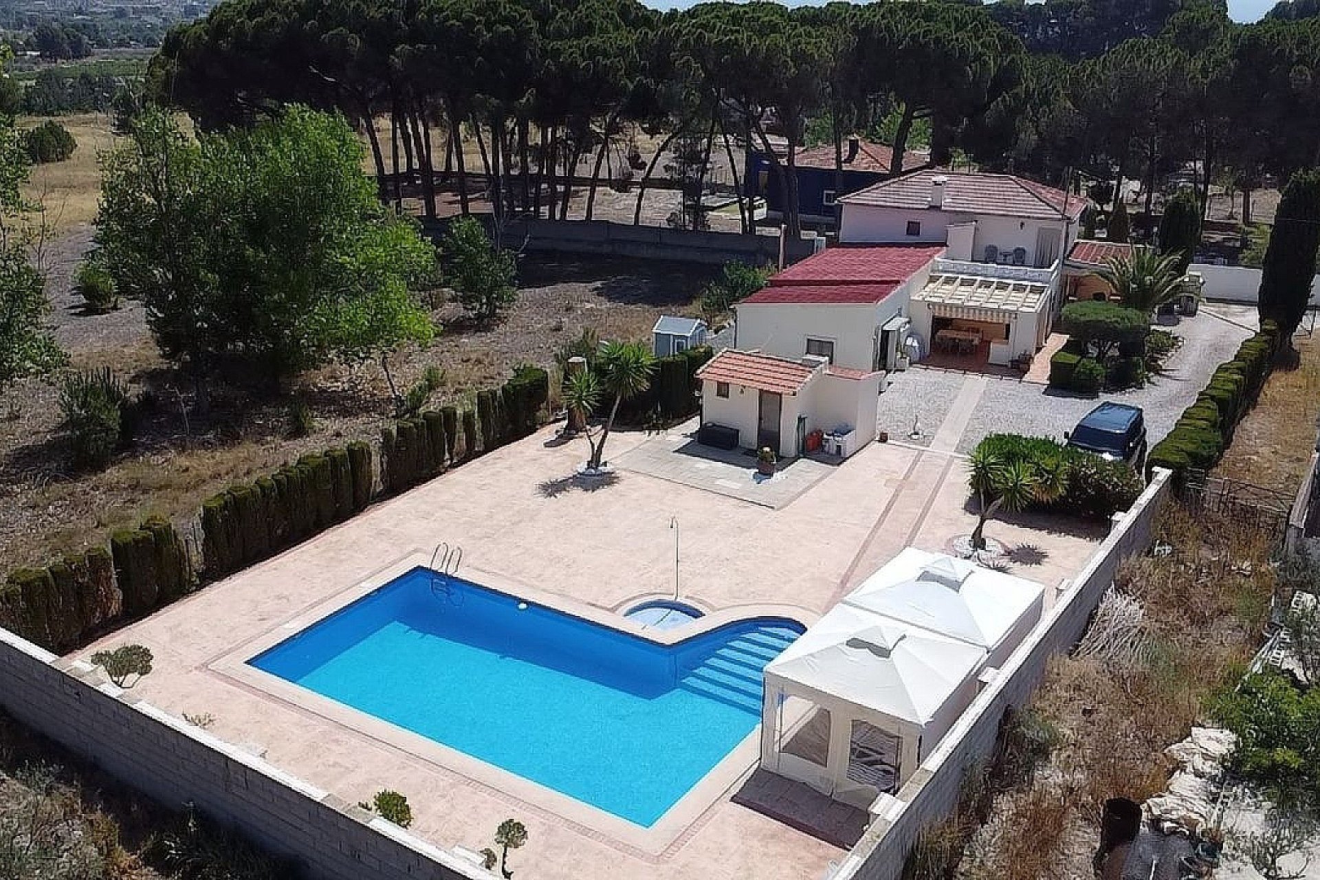 Herverkoop - Finca/Rustic Property -
Castalla