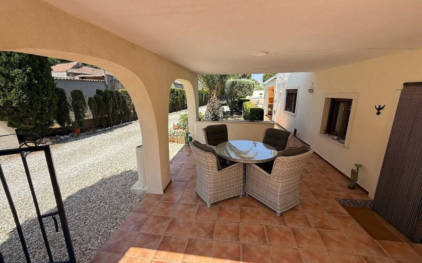 Herverkoop - Finca/Rustic Property -
Castalla