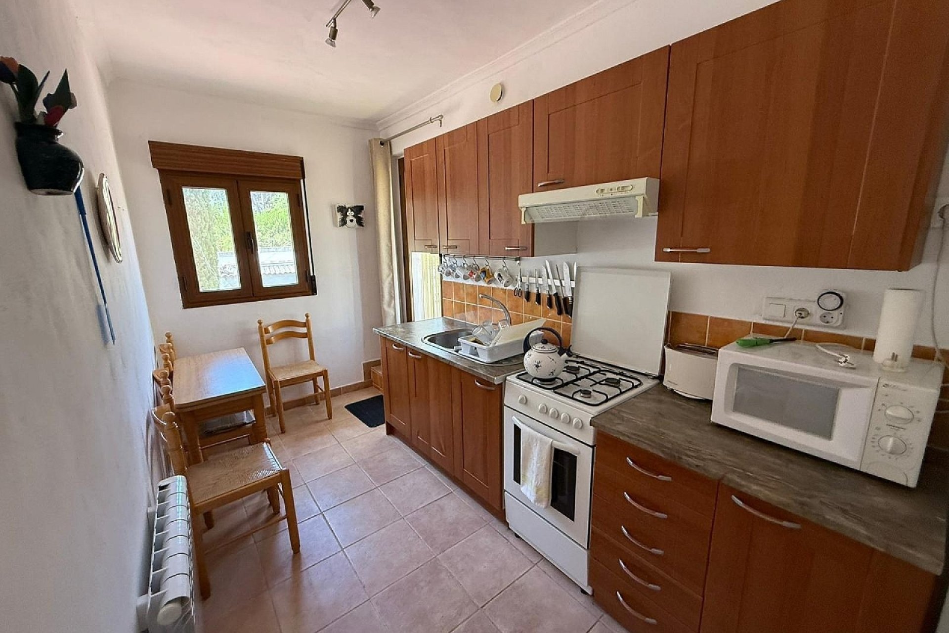 Herverkoop - Finca/Rustic Property -
Castalla