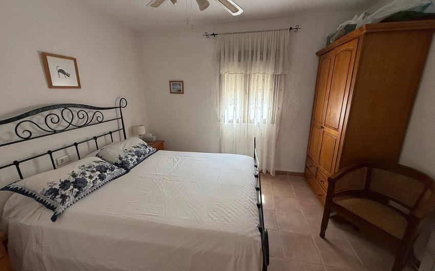 Herverkoop - Finca/Rustic Property -
Castalla