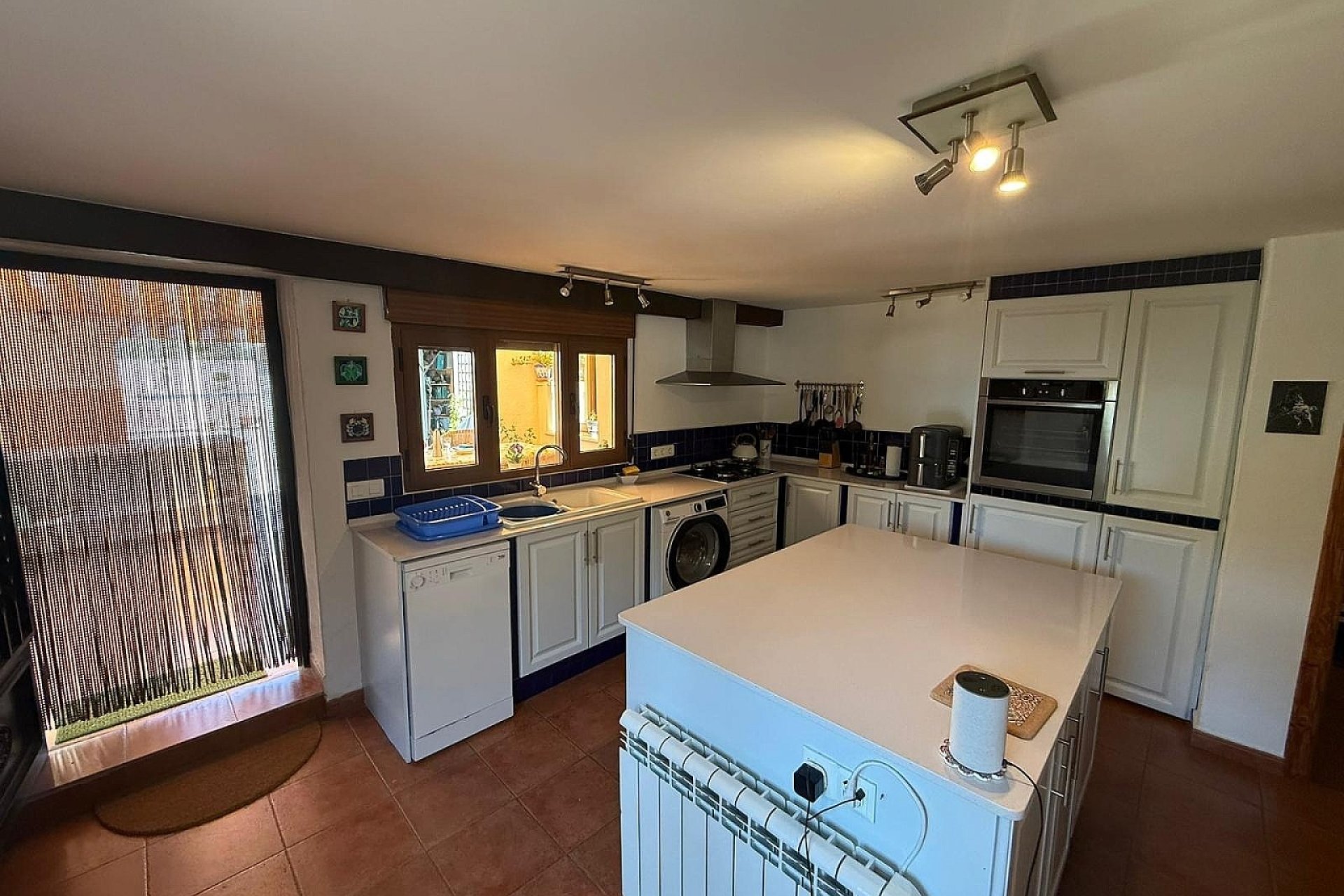 Herverkoop - Finca/Rustic Property -
Castalla