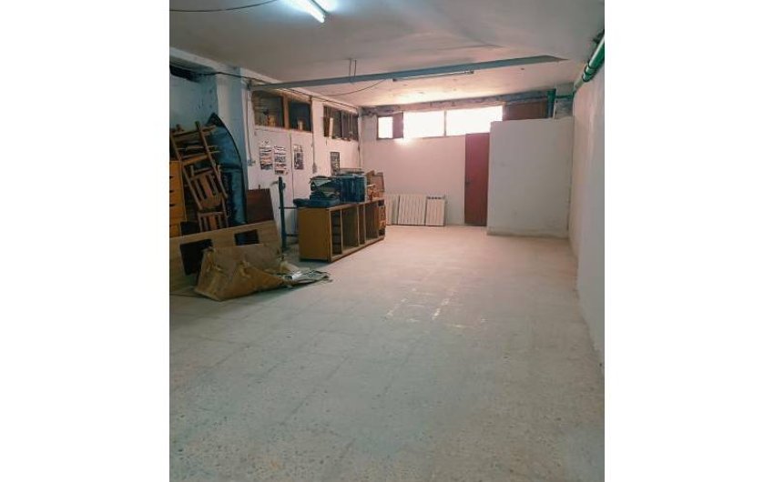 Herverkoop - Garage -
Villajoyosa - town