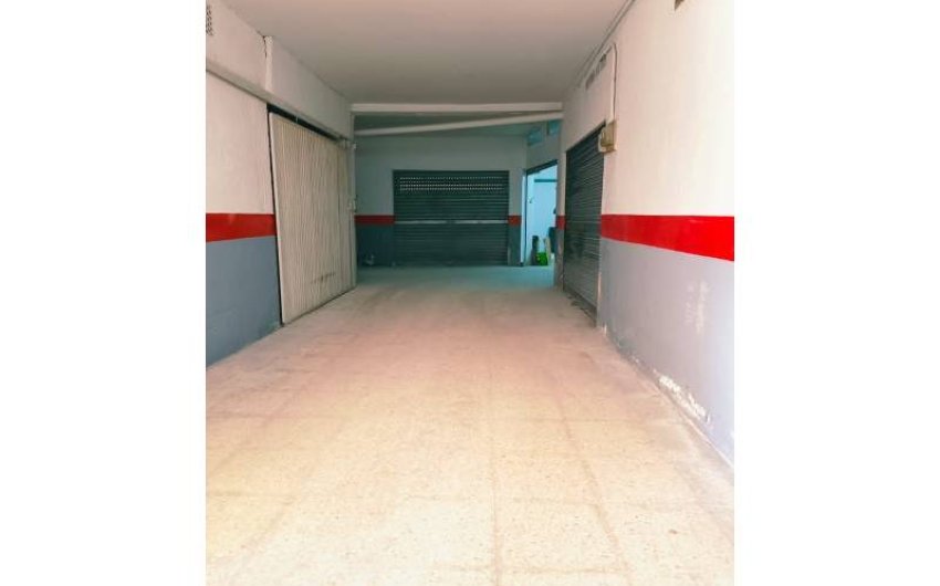 Herverkoop - Garage -
Villajoyosa - town