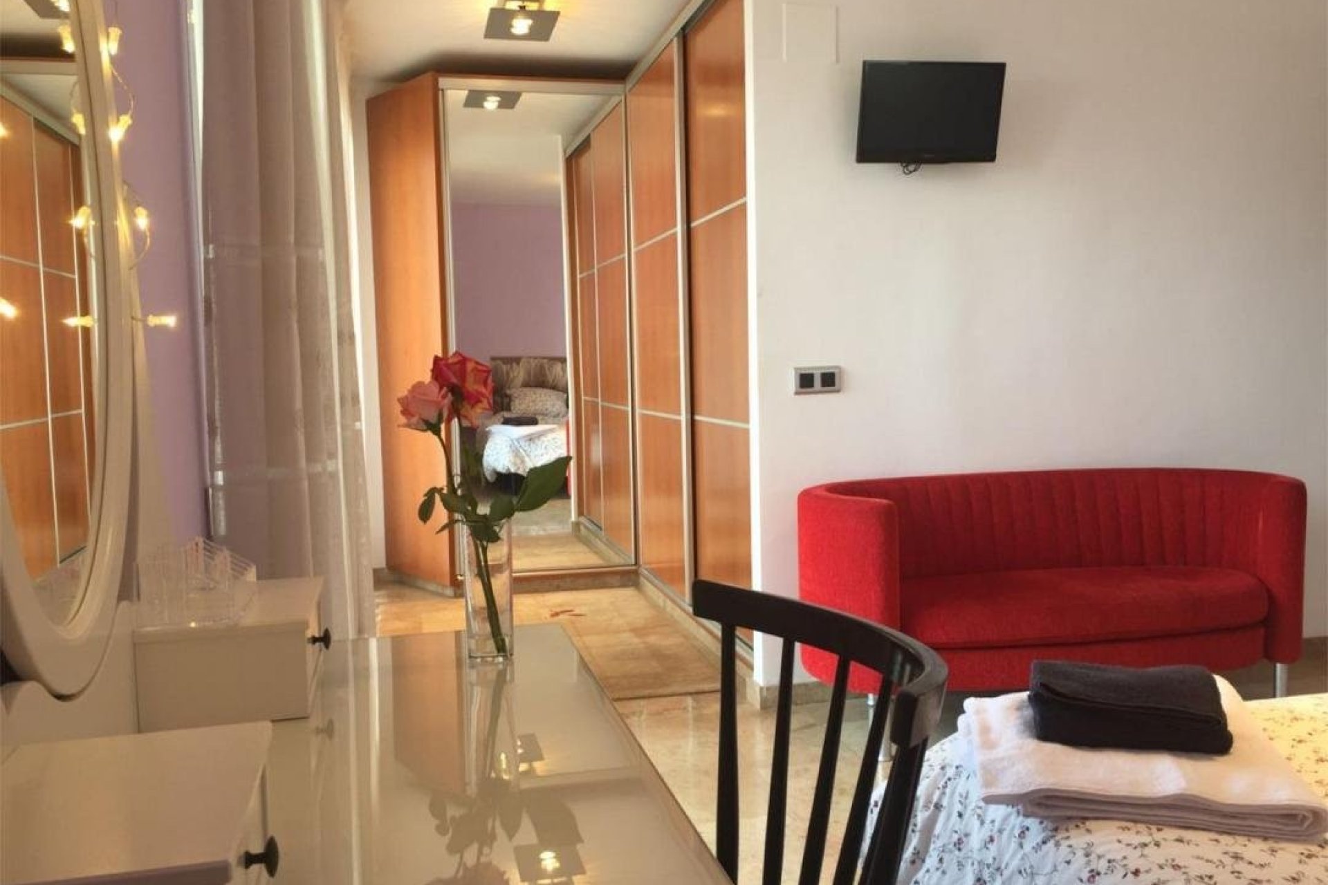 Herverkoop - Herenhuis -
Alfas del Pí - Colonia Escandinavia-Cautivador