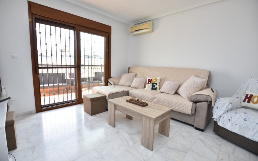 Herverkoop - Herenhuis -
Algorfa - La finca Golf