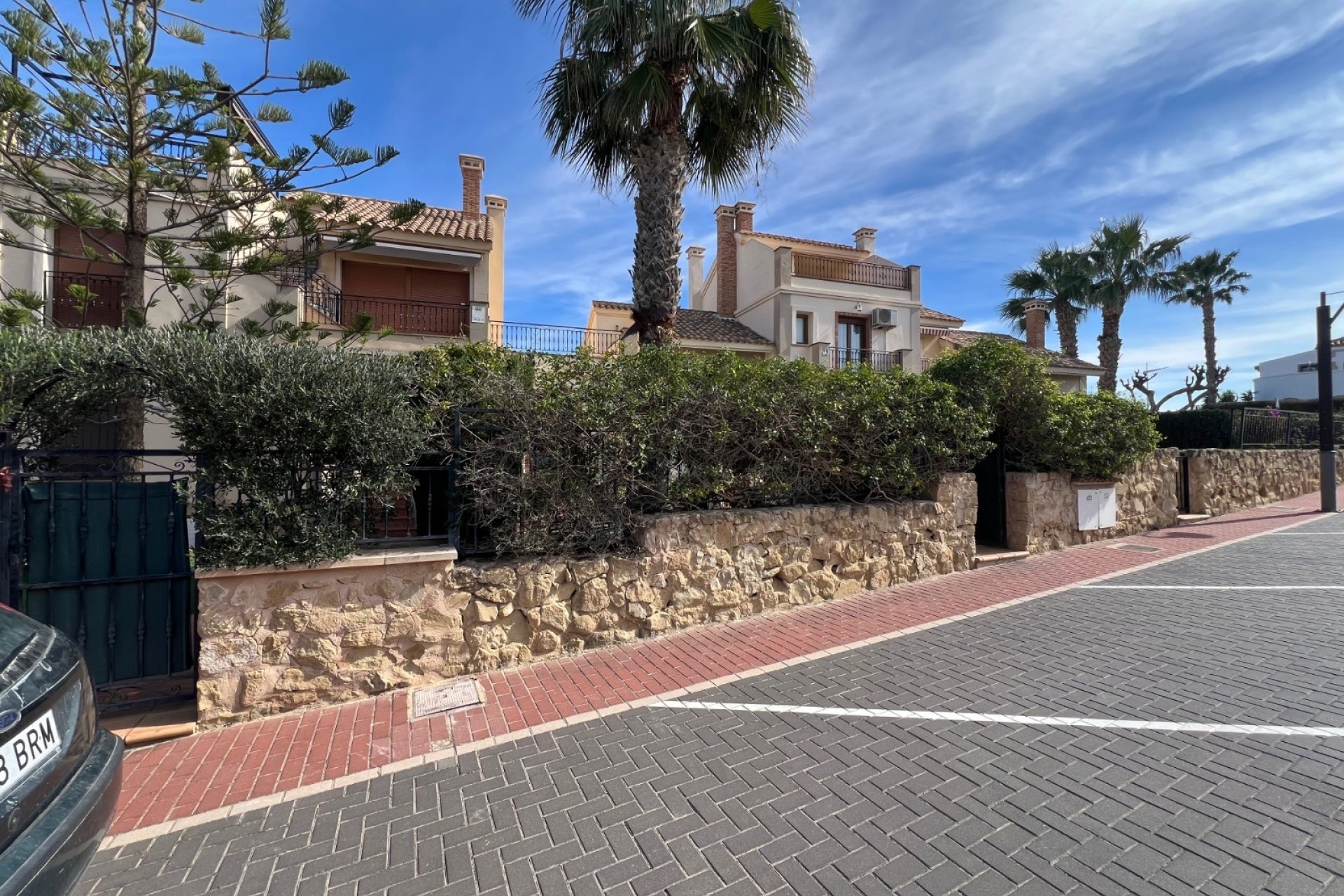 Herverkoop - Herenhuis -
Algorfa - La finca Golf