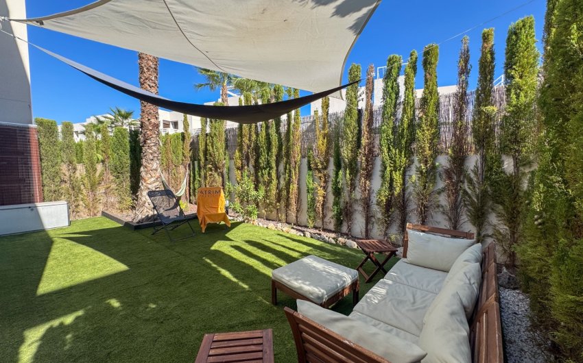 Herverkoop - Herenhuis -
Algorfa