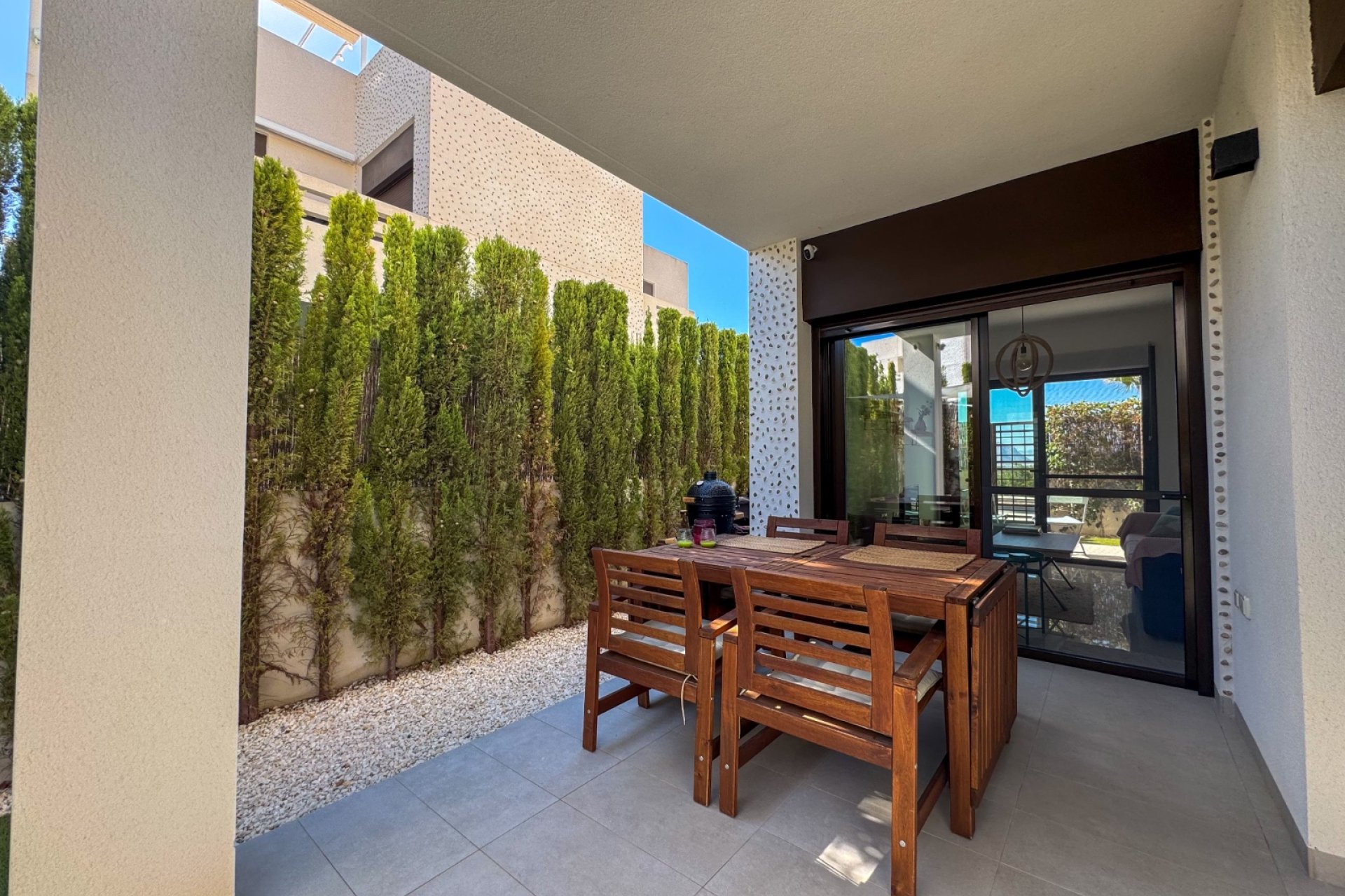 Herverkoop - Herenhuis -
Algorfa