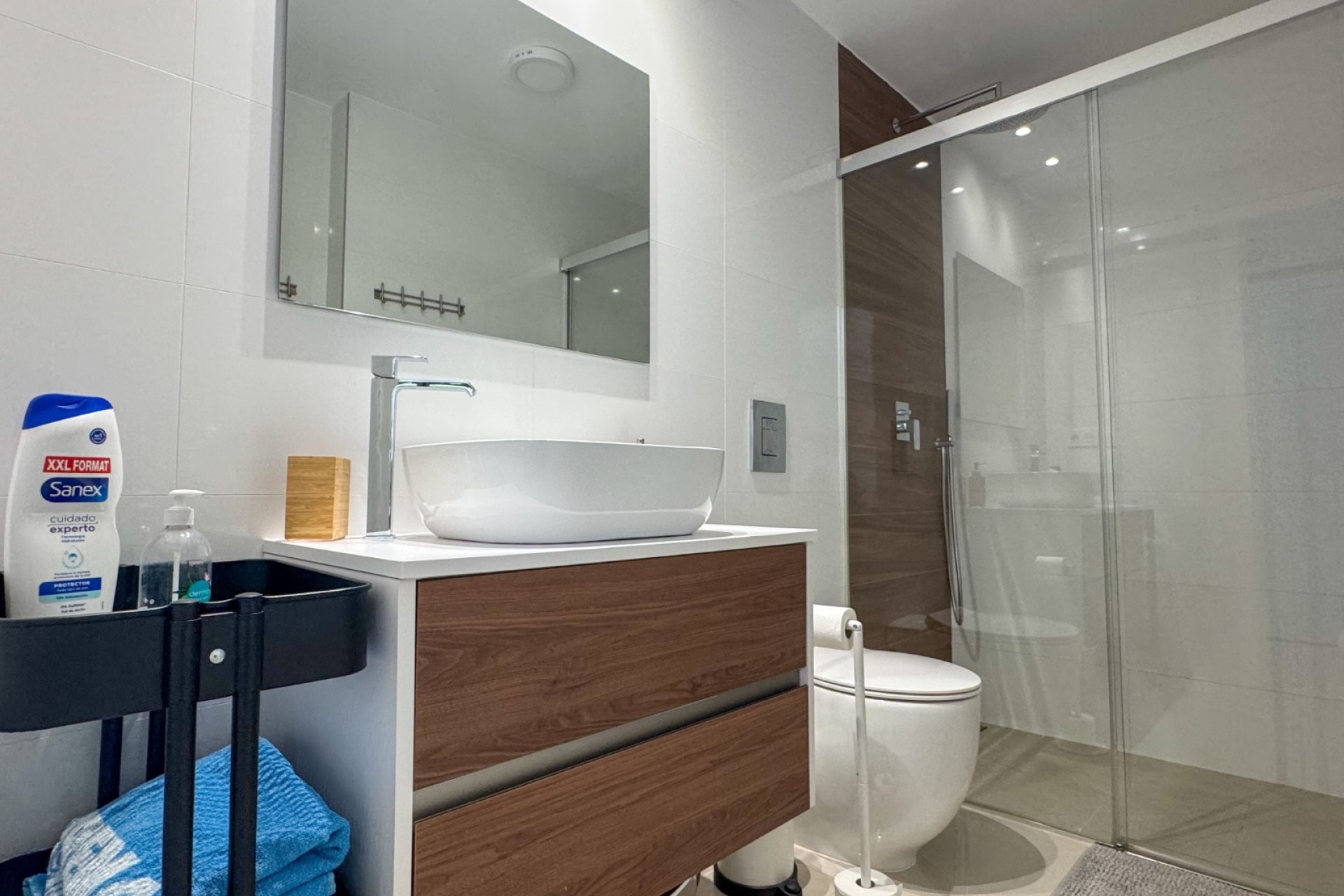 Herverkoop - Herenhuis -
Algorfa