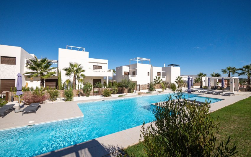 Herverkoop - Herenhuis -
Algorfa