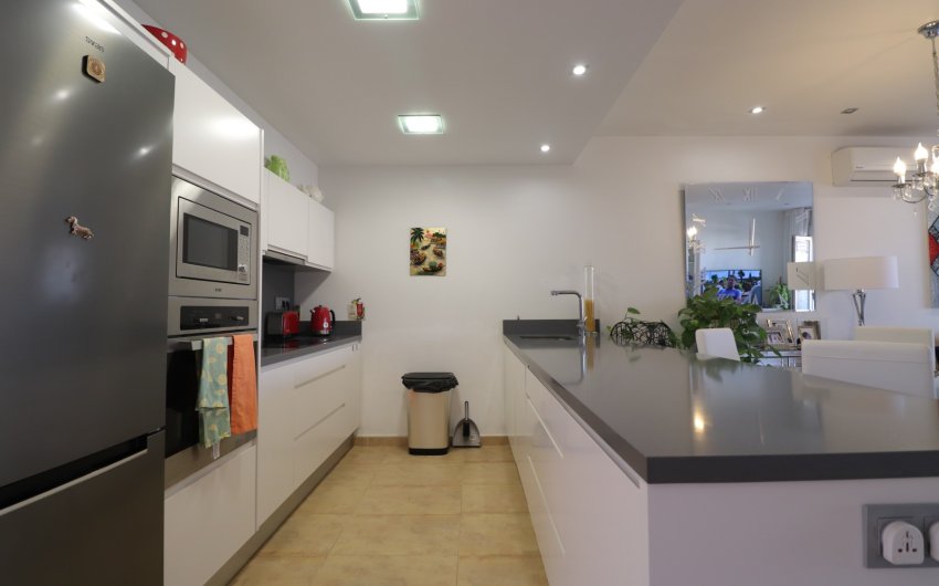 Herverkoop - Herenhuis -
Benijofar - Benijofar - Village