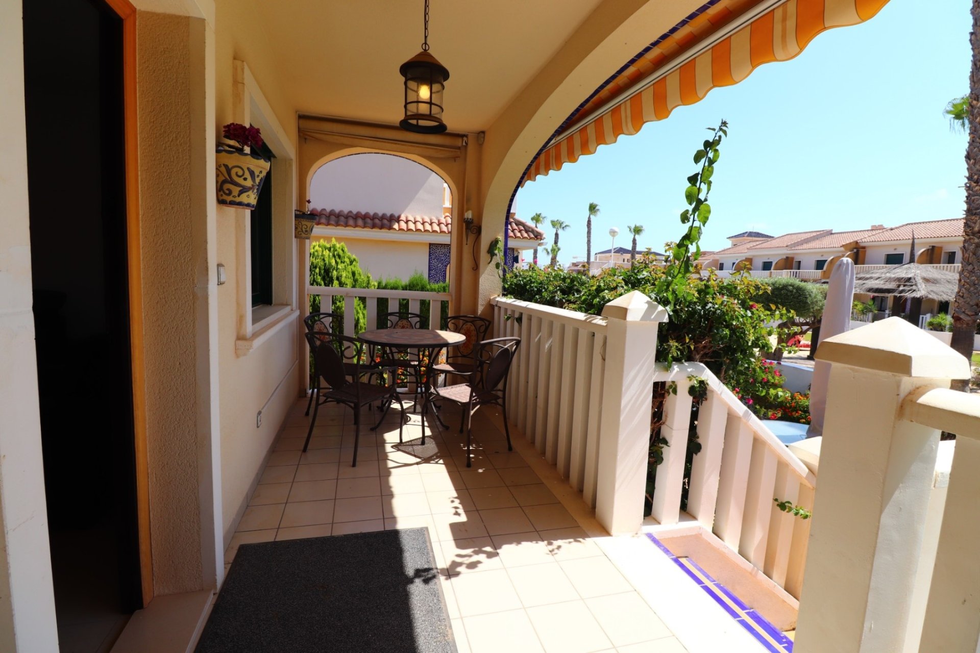 Herverkoop - Herenhuis -
Ciudad Quesada - Doña Pepa