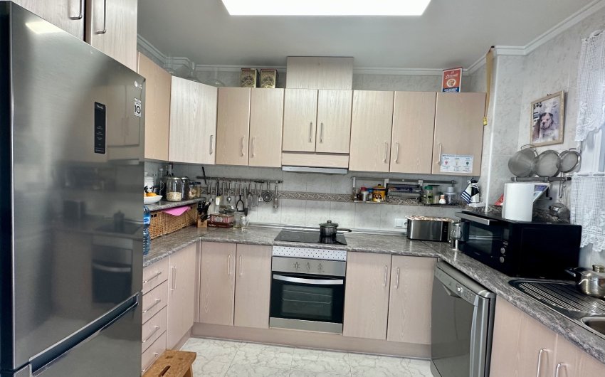 Herverkoop - Herenhuis -
Ciudad Quesada - Doña Pepa