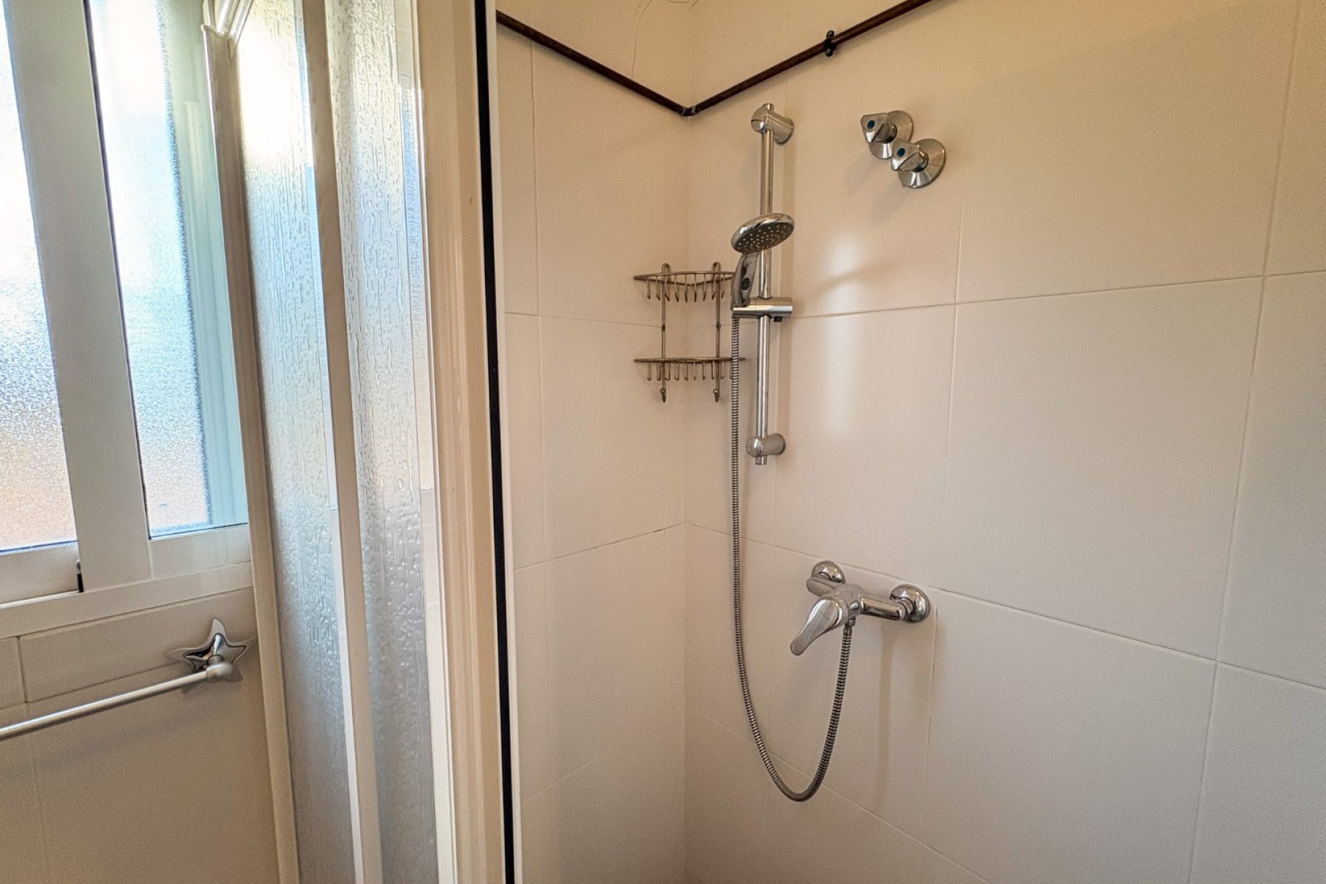 Herverkoop - Herenhuis -
Crevillente