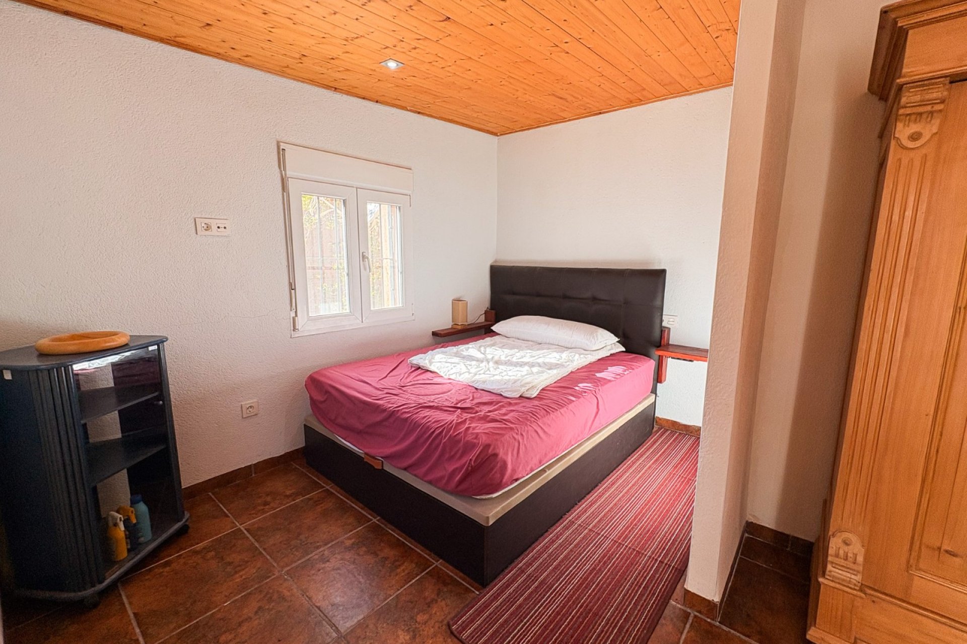 Herverkoop - Herenhuis -
Crevillente