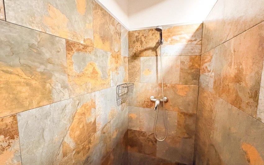 Herverkoop - Herenhuis -
Crevillente