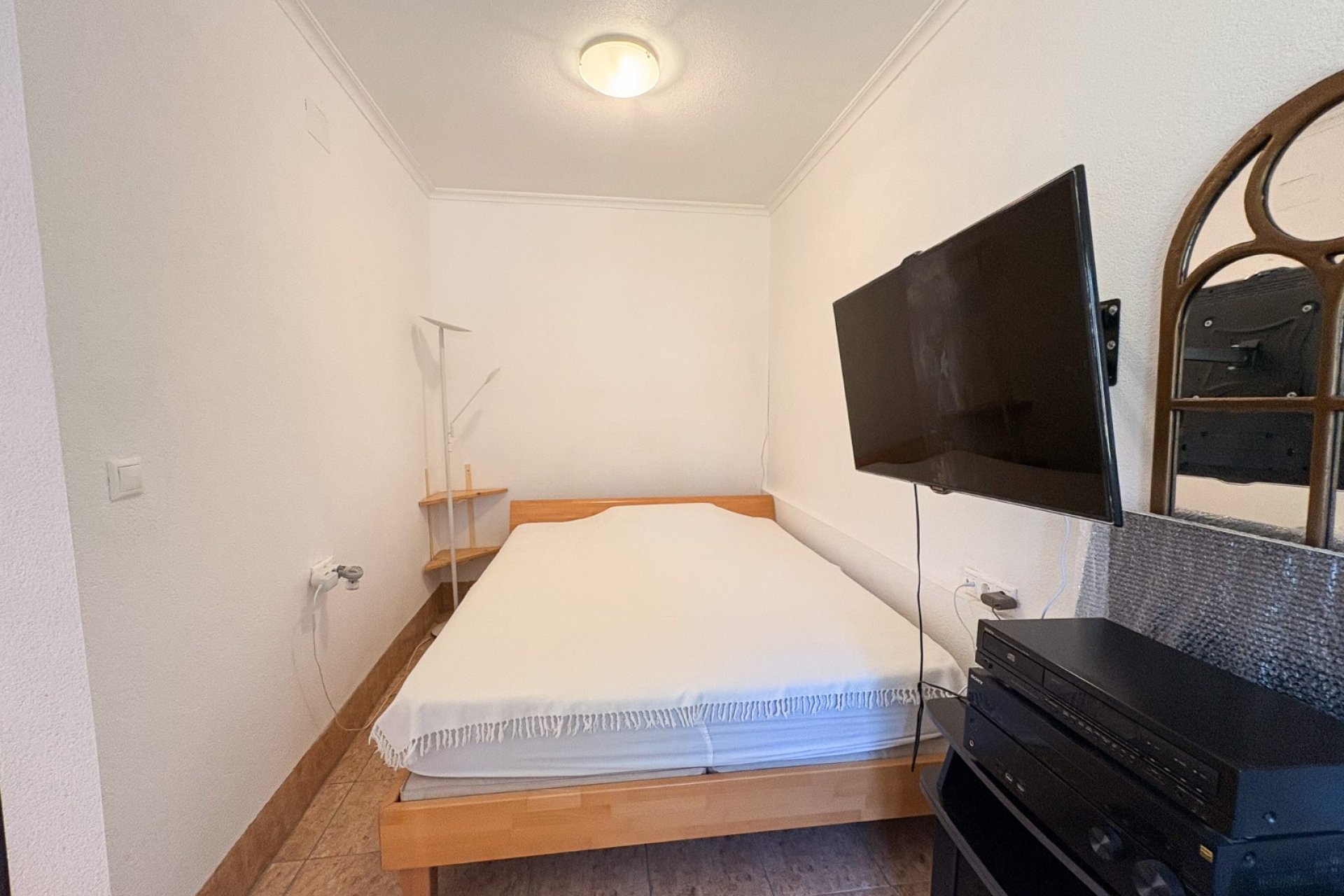 Herverkoop - Herenhuis -
Crevillente