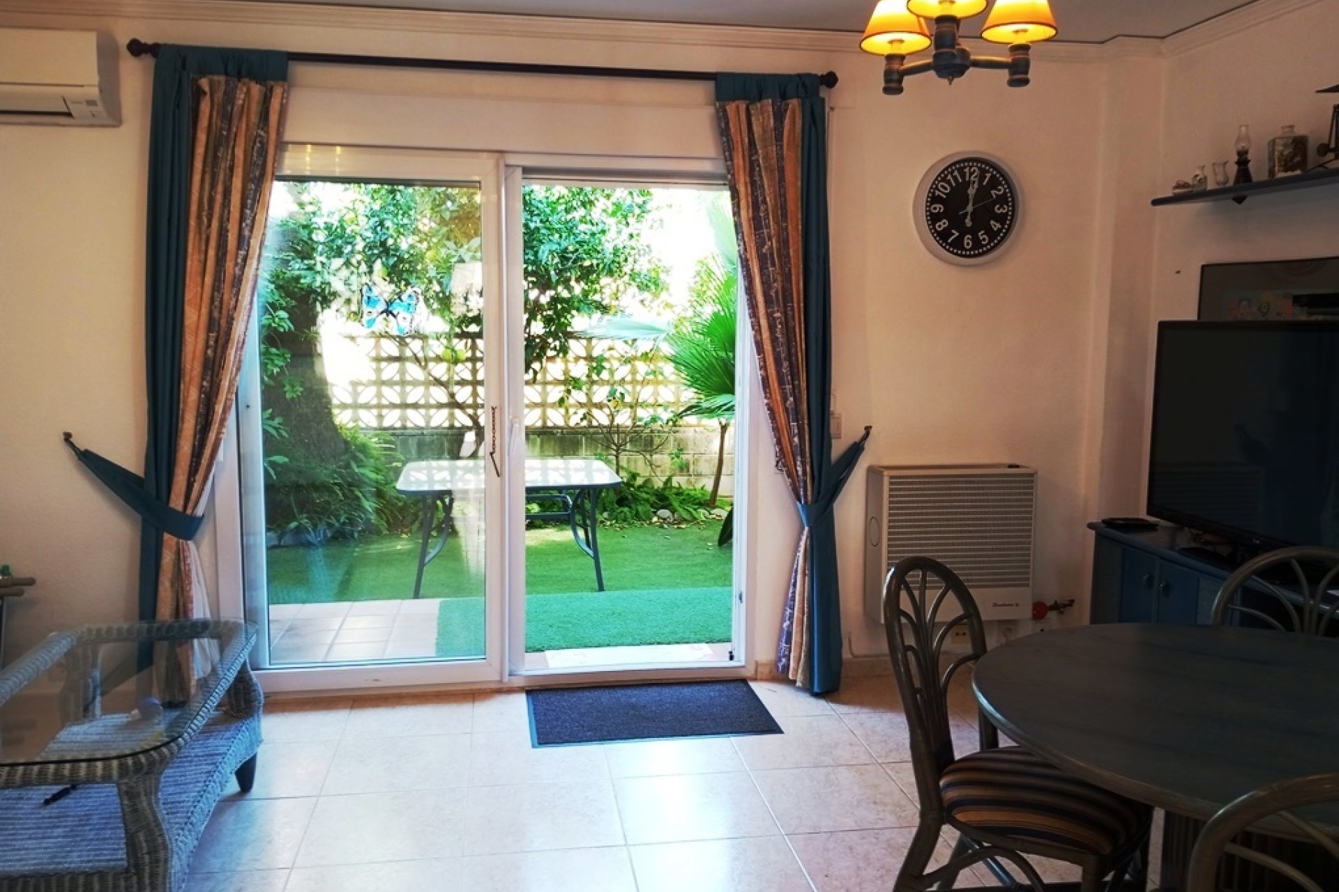 Herverkoop - Herenhuis -
Els Poblets