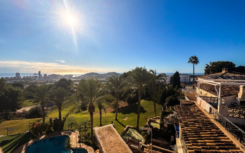 Herverkoop - Herenhuis -
Finestrat - Golf Bahía