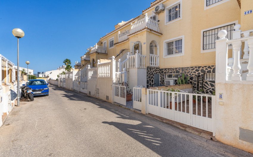 Herverkoop - Herenhuis -
Gran Alacant - Monte y Mar