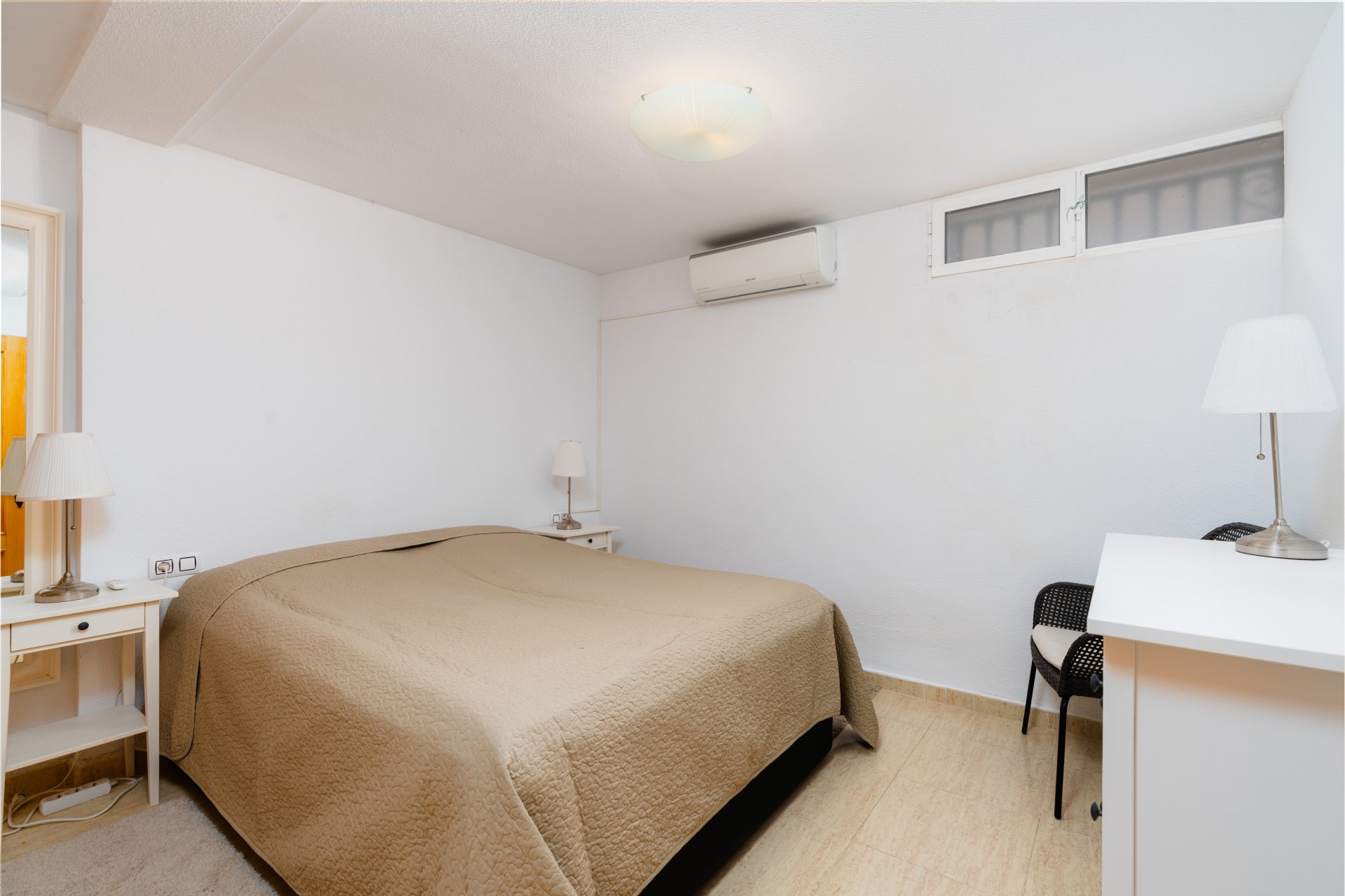 Herverkoop - Herenhuis -
Gran Alacant - Monte y Mar