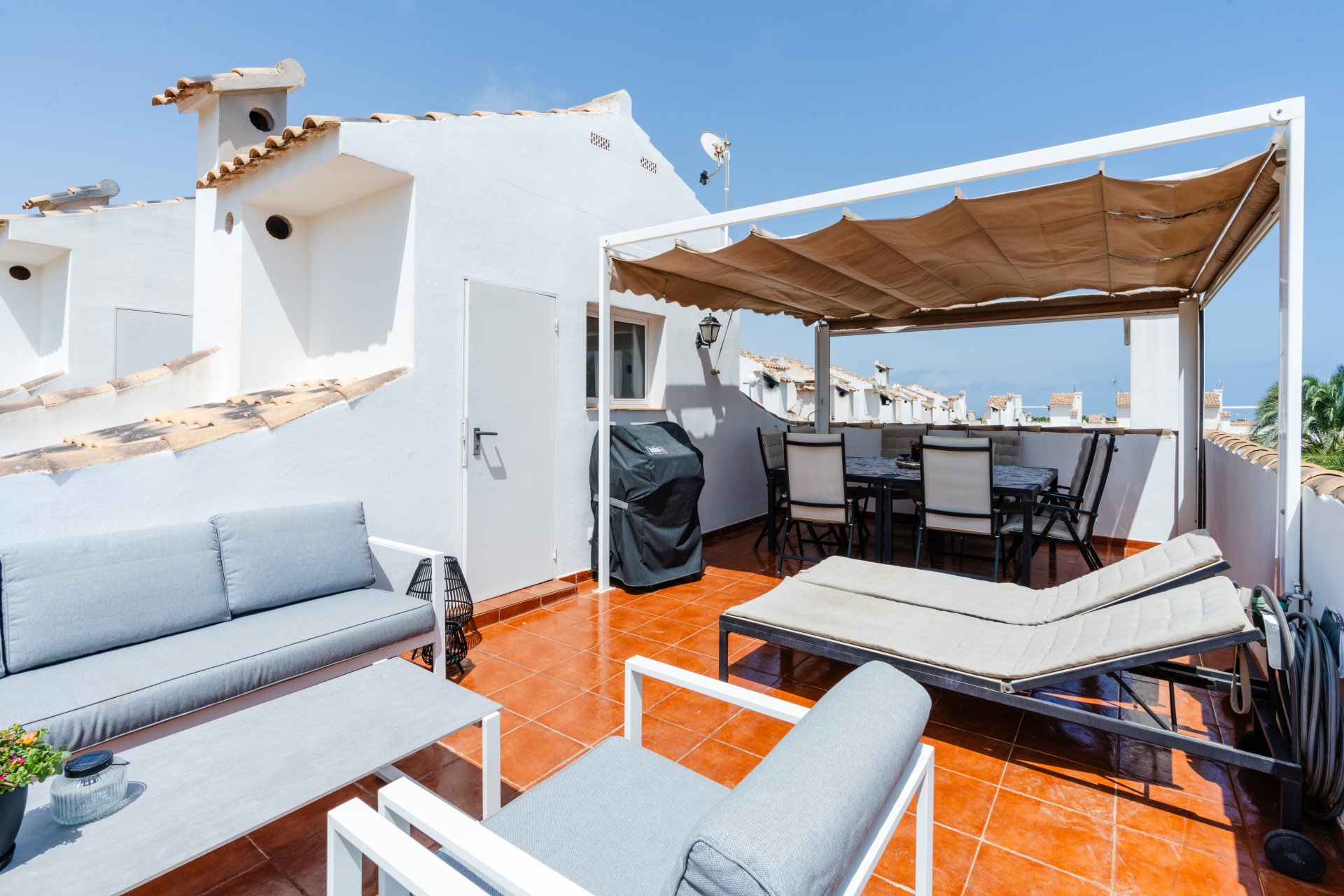 Herverkoop - Herenhuis -
Gran Alacant - Monte y Mar