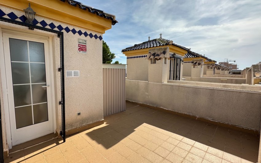 Herverkoop - Herenhuis -
Guardamar del Segura - El Raso