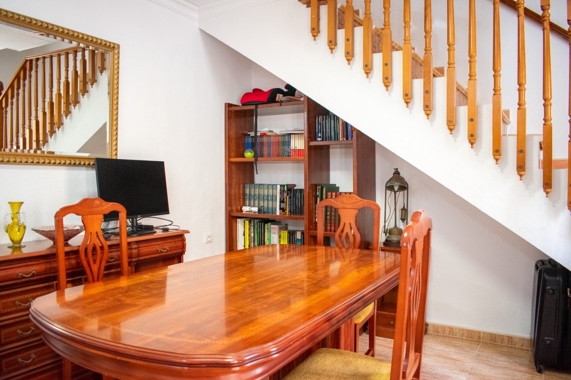 Herverkoop - Herenhuis -
Guardamar del Segura