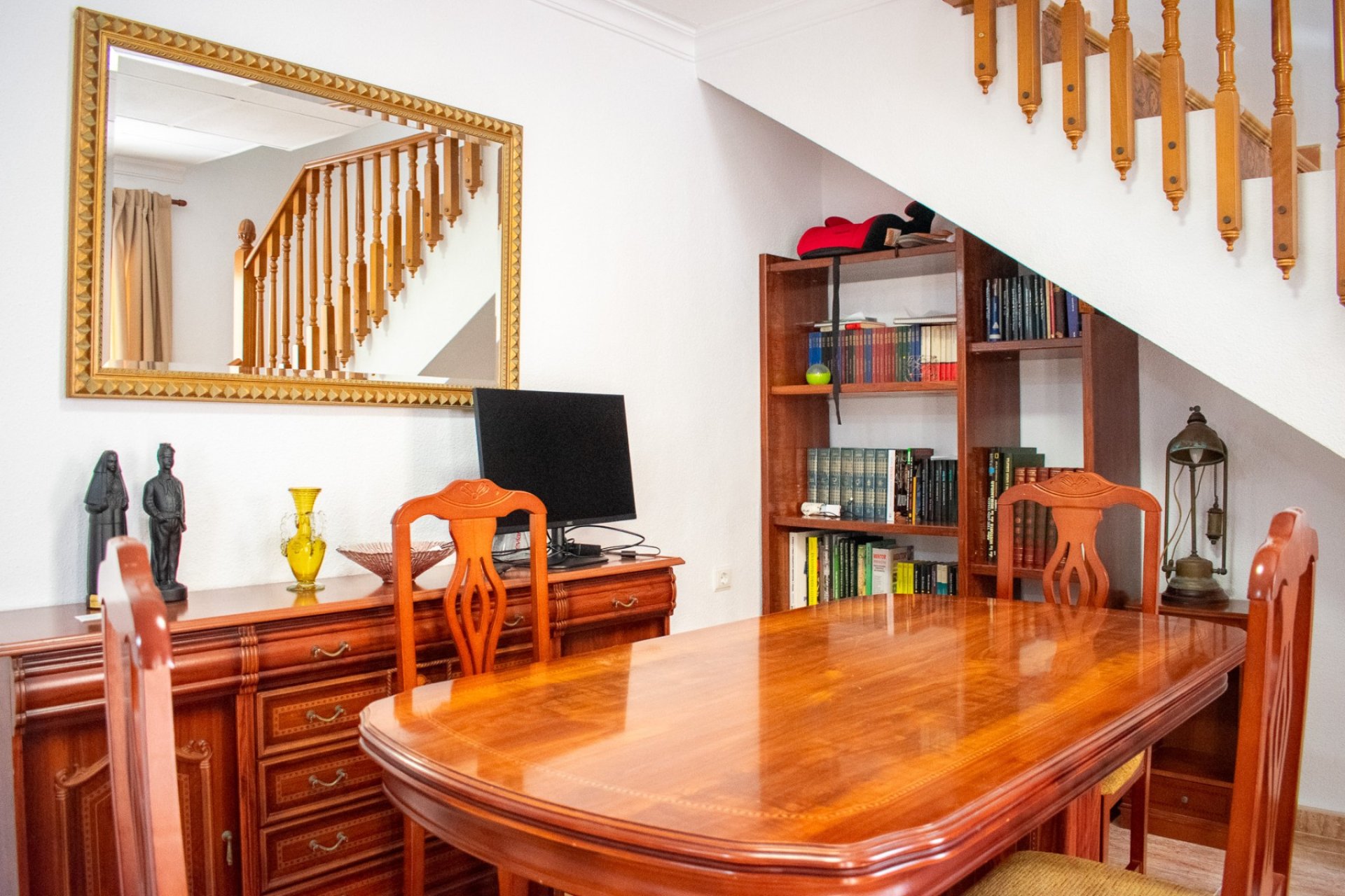 Herverkoop - Herenhuis -
Guardamar del Segura