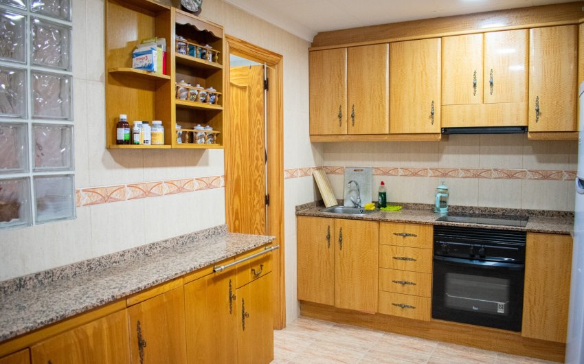 Herverkoop - Herenhuis -
Guardamar del Segura