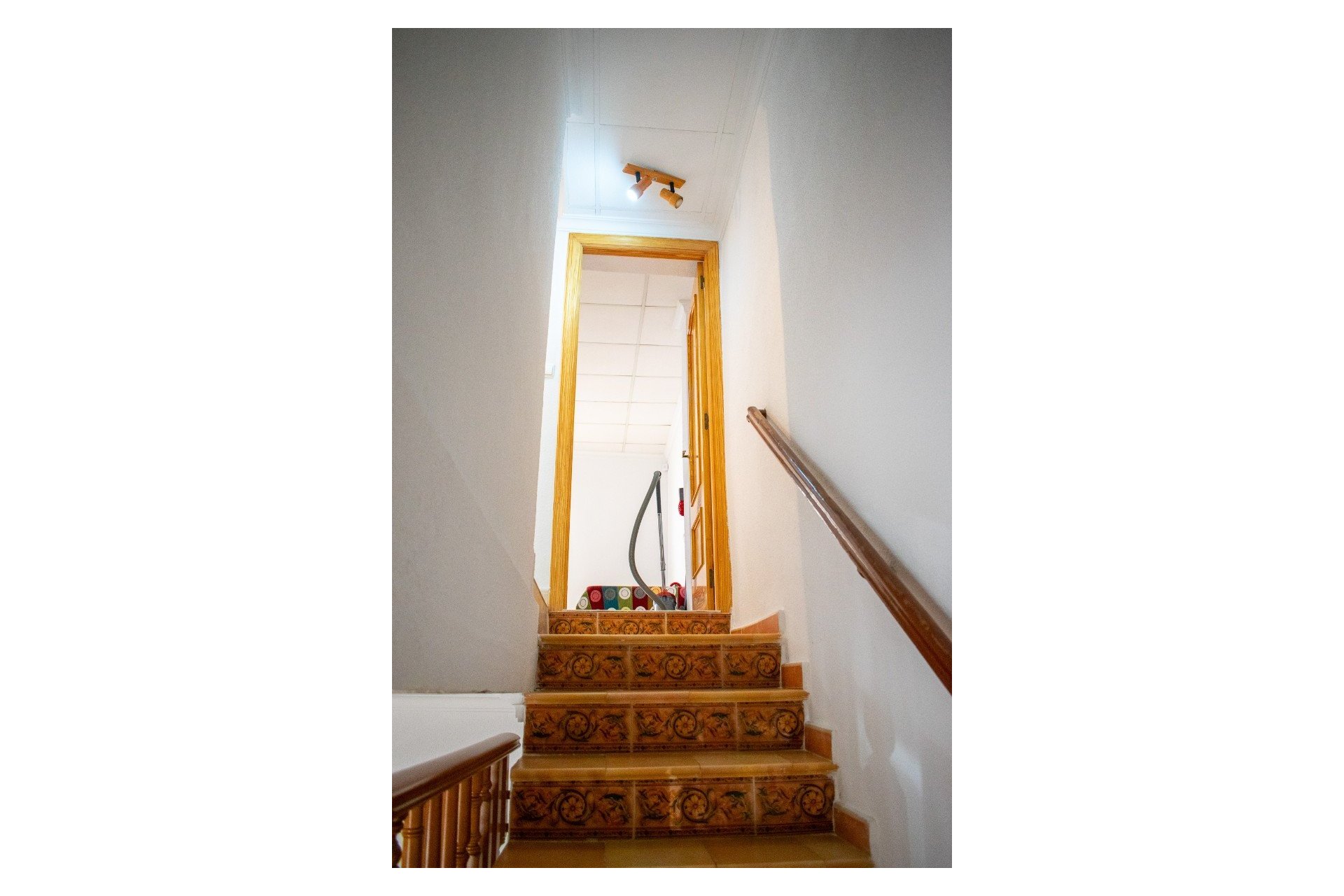 Herverkoop - Herenhuis -
Guardamar del Segura