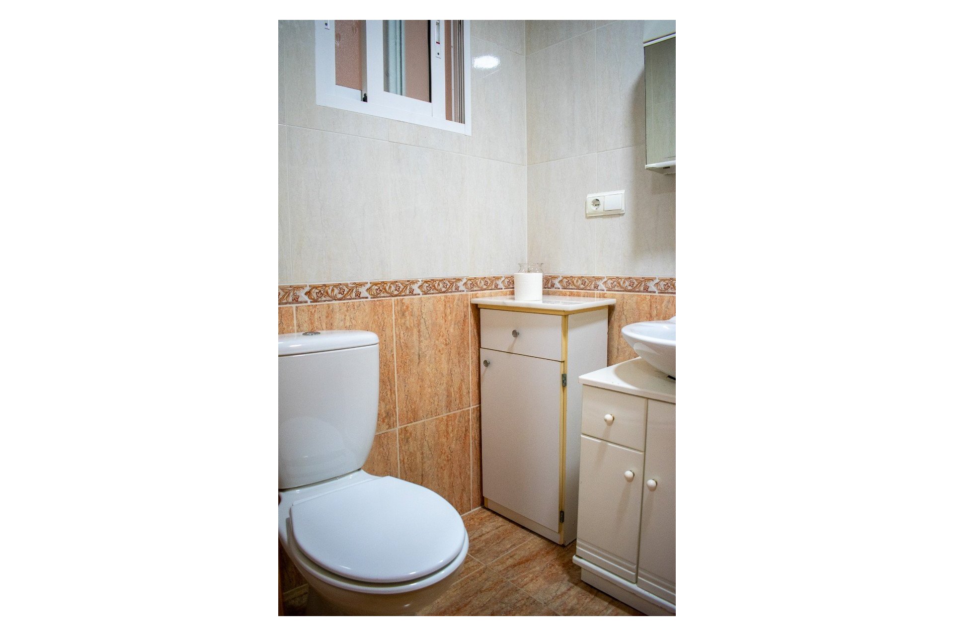 Herverkoop - Herenhuis -
Guardamar del Segura