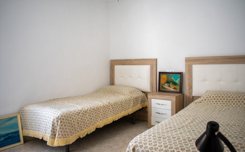 Herverkoop - Herenhuis -
Guardamar del Segura