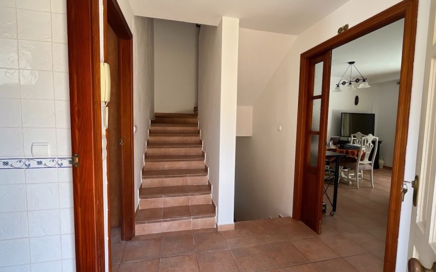 Herverkoop - Herenhuis -
La Nucía - Monte Bello