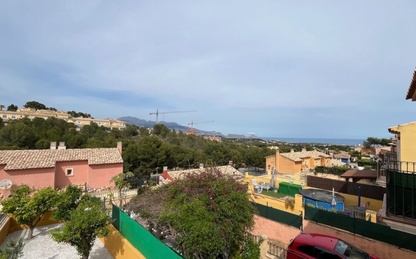 Herverkoop - Herenhuis -
La Nucía - Monte Bello