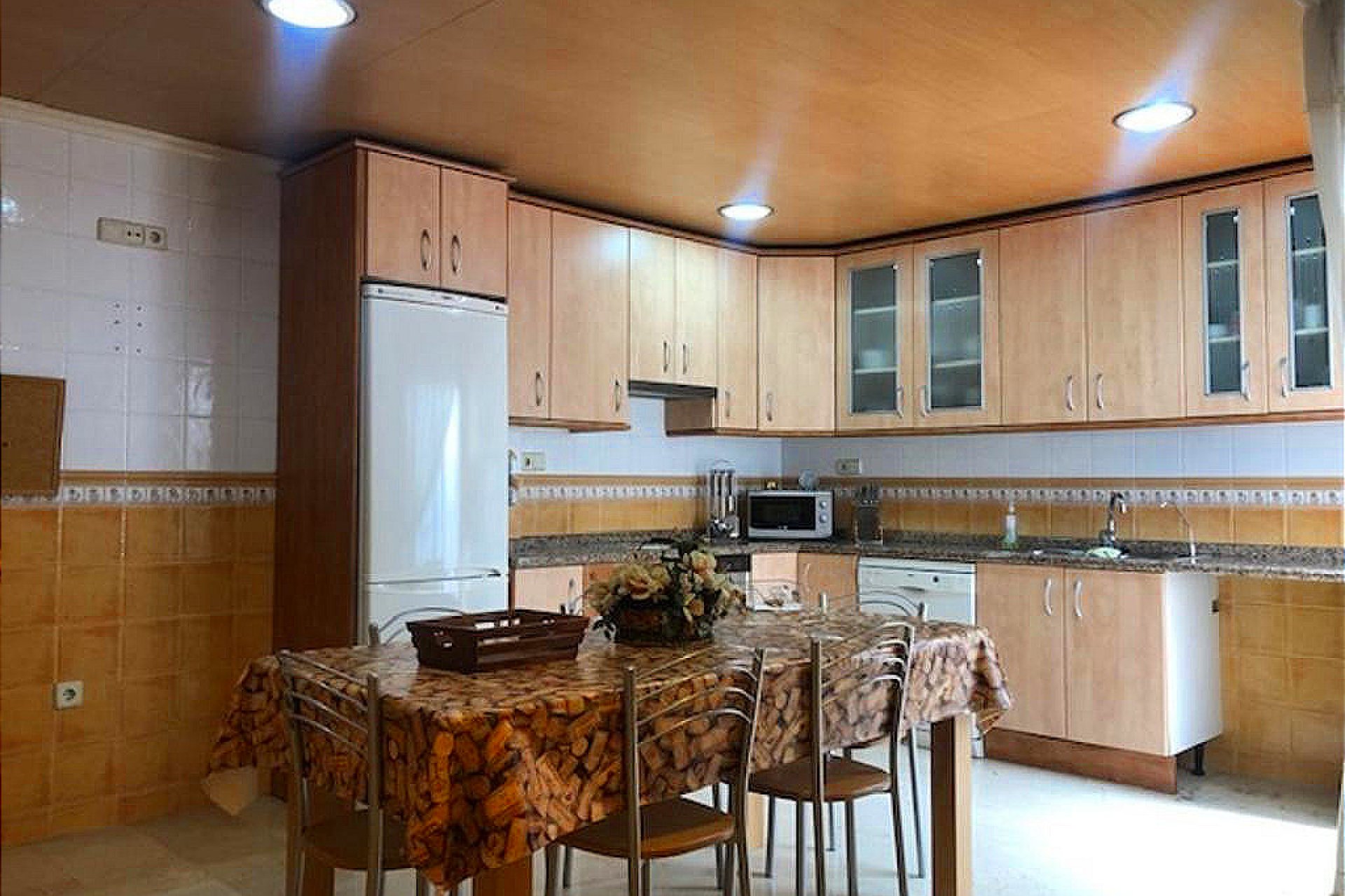 Herverkoop - Herenhuis -
La Nucía - town