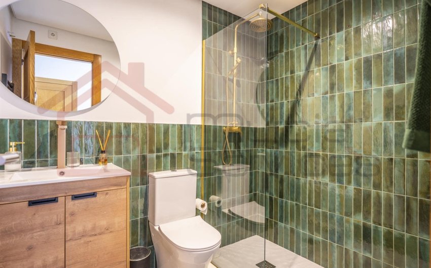 Herverkoop - Herenhuis -
La Torre Golf Resort