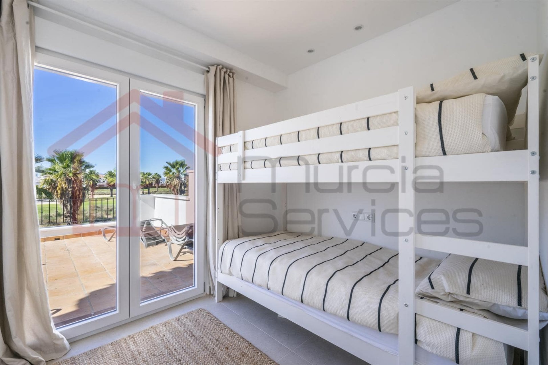 Herverkoop - Herenhuis -
La Torre Golf Resort