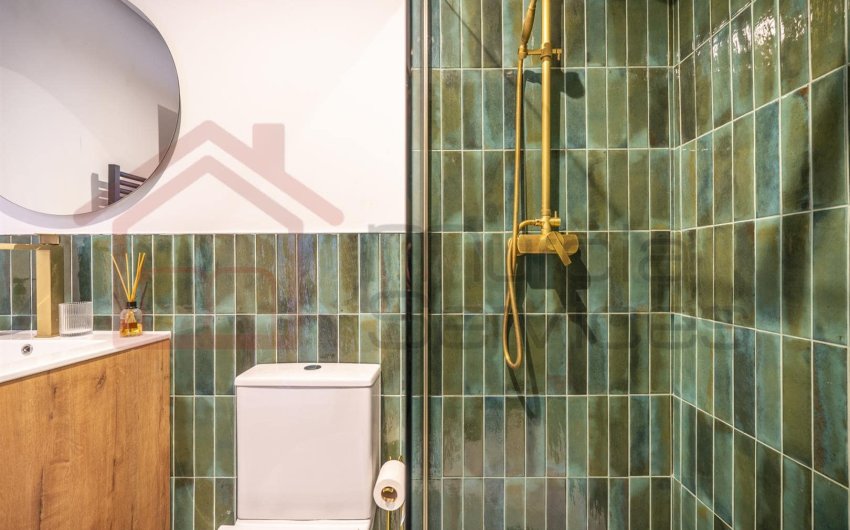 Herverkoop - Herenhuis -
La Torre Golf Resort