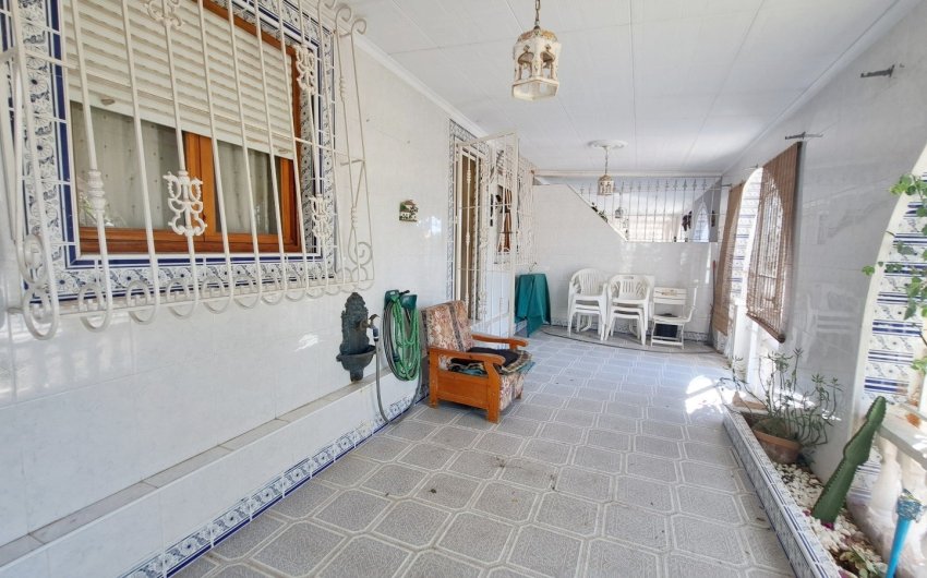 Herverkoop - Herenhuis -
Los Alcazares